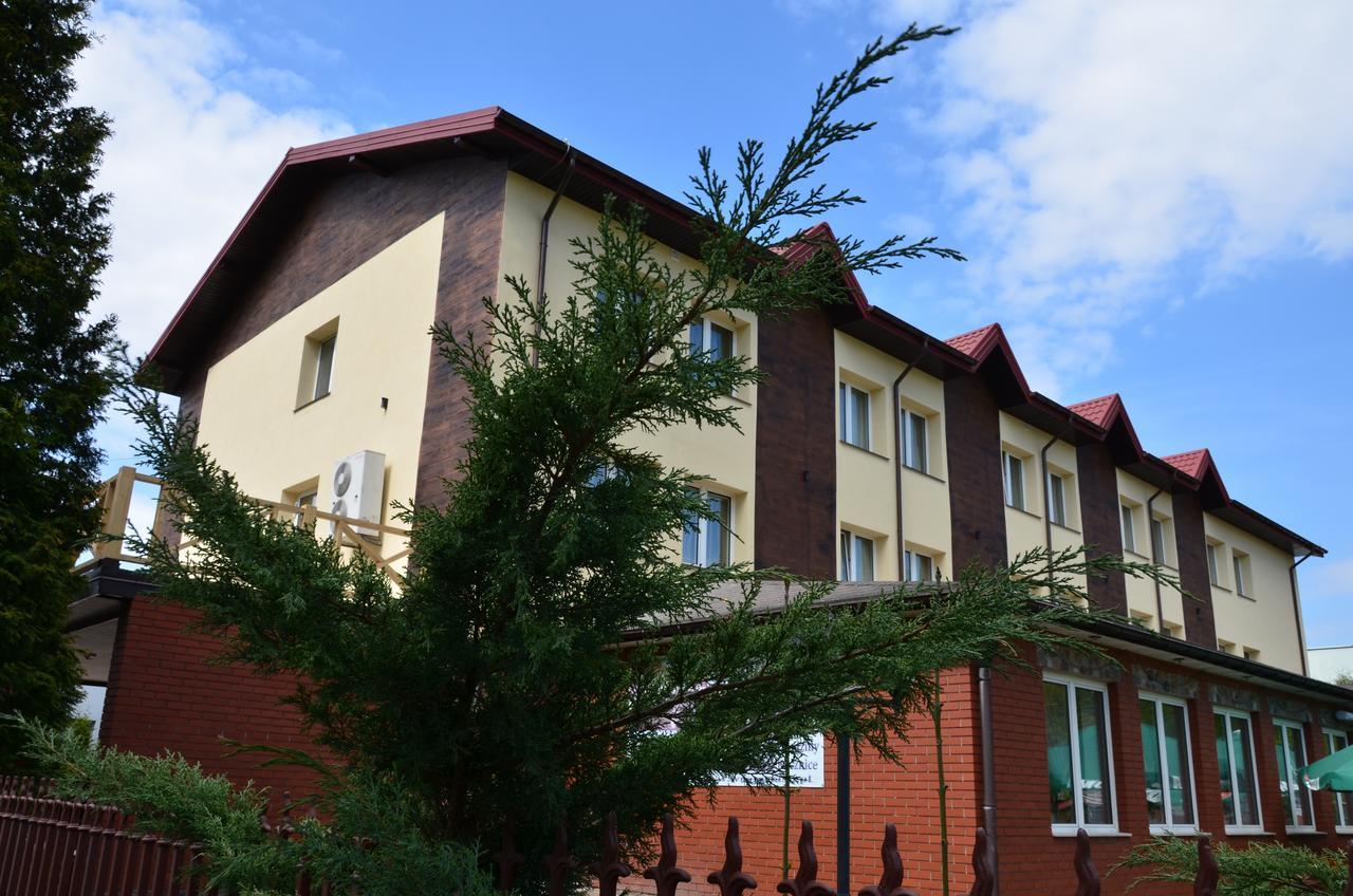 Zajazd Wrota Lasu Hajnówka エクステリア 写真